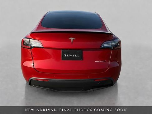 Used 2021 Tesla Model Y Long Range AWD/4WD image 5