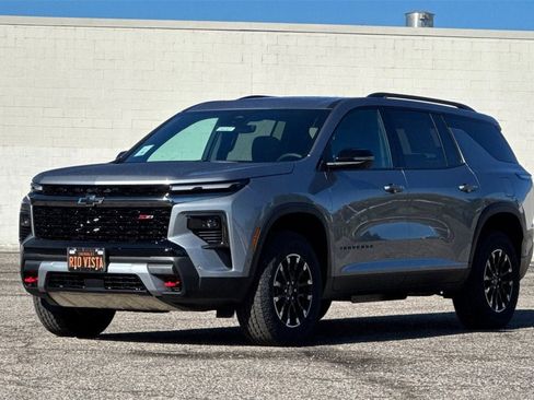 New 2026 Chevrolet Traverse Z71 image 8