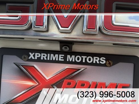 Used 2015 GMC Yukon Denali w/ Premium Package RWD image 9
