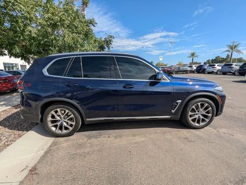 Certified 2024 BMW X5 xDrive50e w/ Premium Package AWD/4WD image 6