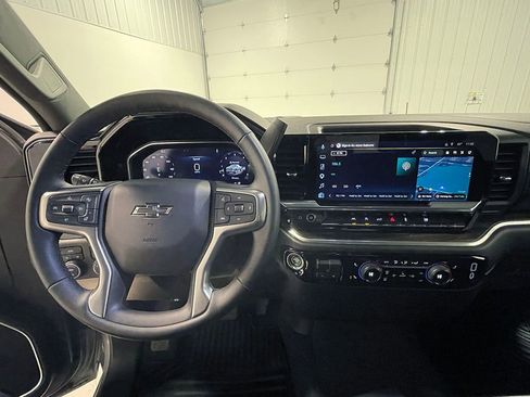 Used 2026 Chevrolet Silverado 1500 RST AWD/4WD image 34