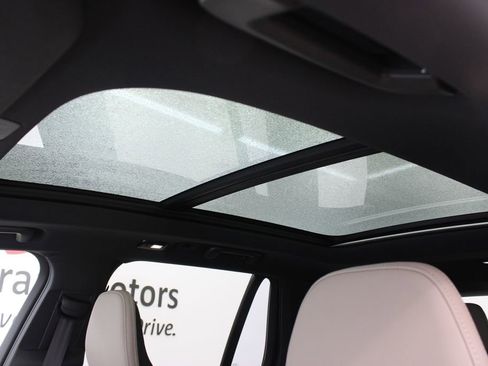 New 2026 Volvo XC90 B5 Core AWD/4WD image 13