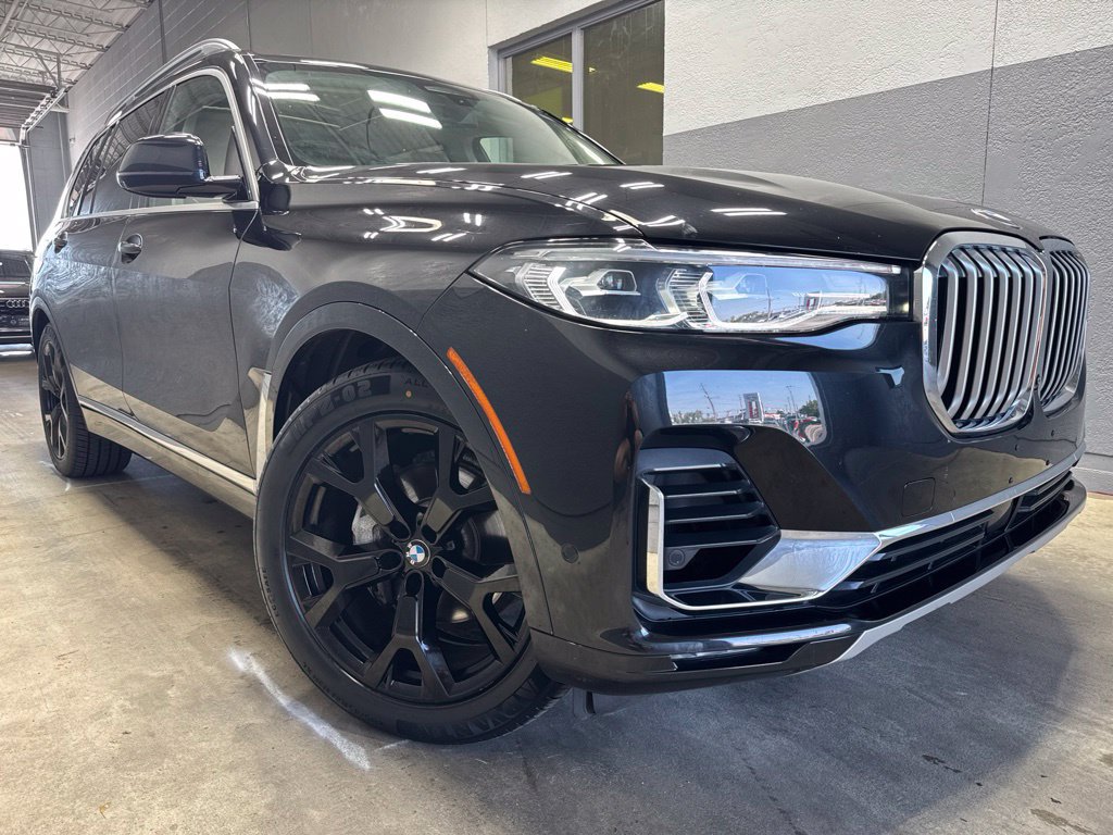 Used 2020 BMW X7 xDrive40i w/ Premium Package AWD/4WD image 2