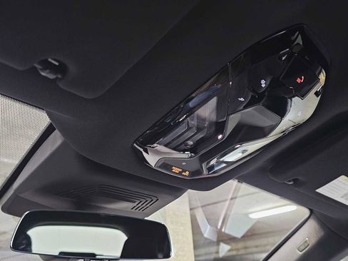 New 2026 BMW iX xDrive45 w/ M Sport Package image 21