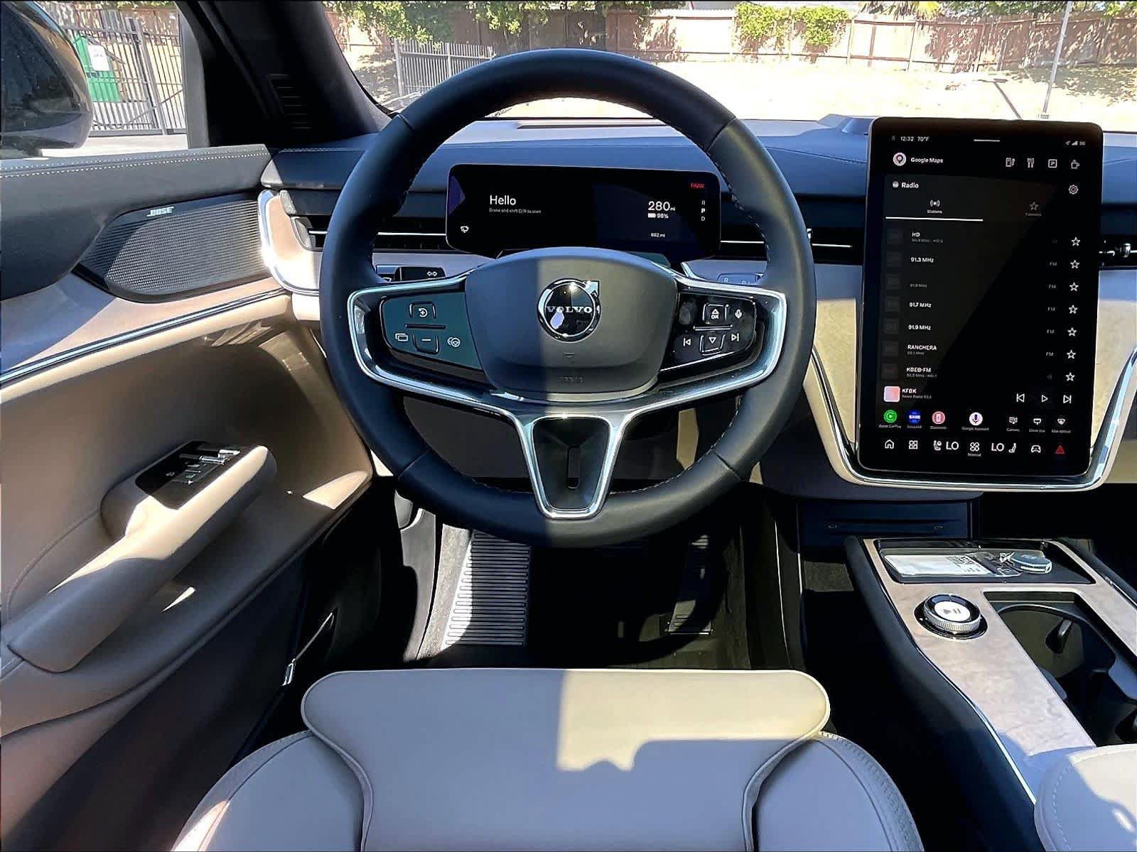 New 2026 Volvo EX90 Plus RWD image 15