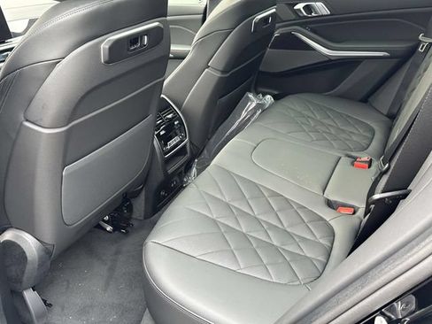 New 2026 BMW X5 xDrive50e w/ M Sport Package AWD/4WD image 8