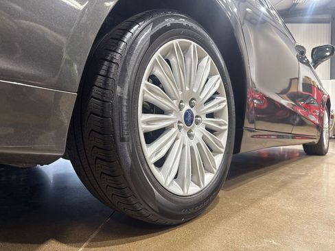 Used 2016 Ford Fusion SE image 35