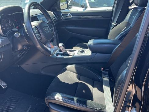 Used 2020 Jeep Grand Cherokee Trackhawk AWD/4WD image 12