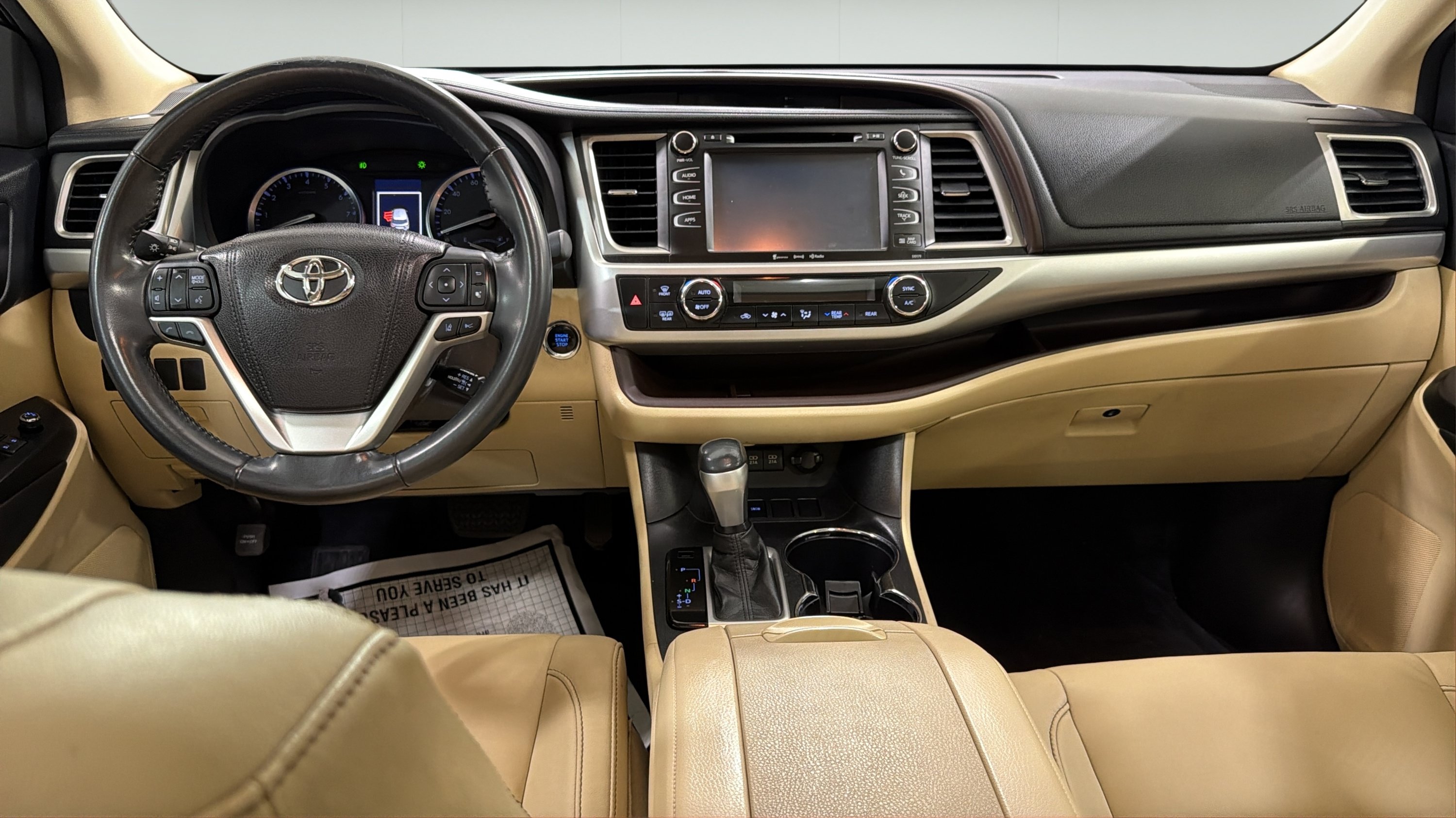 Used 2018 Toyota Highlander FWD V6 image 25