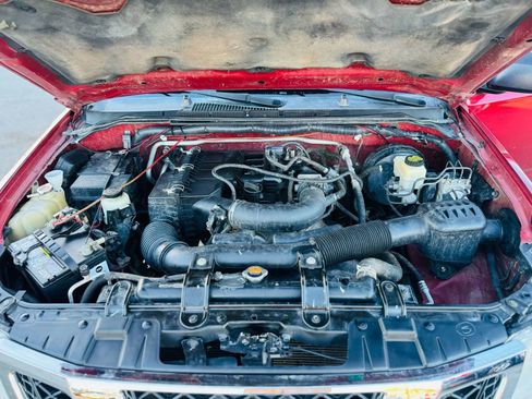 Used 2016 Nissan Frontier S image 16