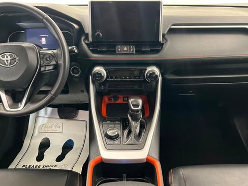 Used 2024 Toyota RAV4 Adventure image 13