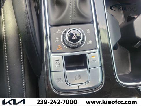 Certified 2024 Kia Telluride S w/ S Sunroof Package AWD/4WD image 31