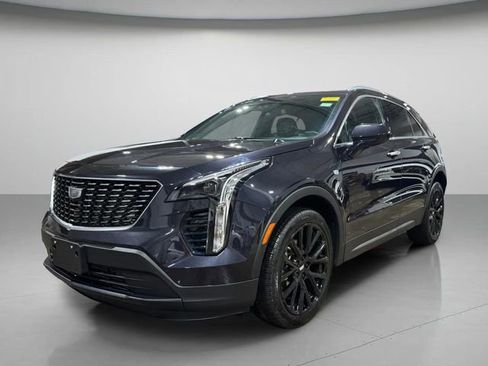 Used 2023 Cadillac XT4 Luxury w/ LPO, Onyx Lite Package image 8