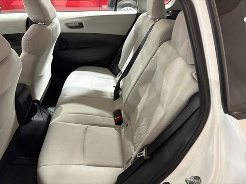 Used 2023 Toyota Corolla Cross L image 17