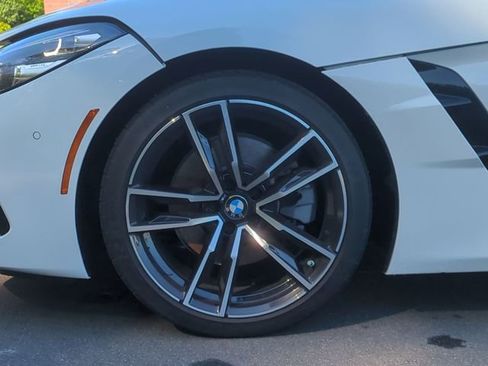 Used 2020 BMW Z4 sDrive30i w/ M Sport Package RWD image 19