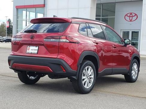 New 2026 Toyota Corolla Cross LE FWD image 5