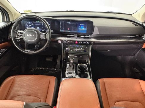 Used 2024 Kia Carnival SX Prestige FWD image 40