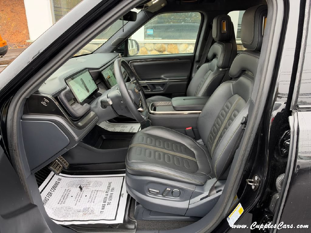 Used 2022 Rivian R1T Adventure AWD/4WD image 3