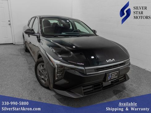 Used 2025 Kia K4 LX image 1