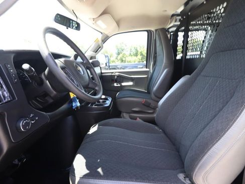 Used 2024 Chevrolet Express 2500 w/ Driver Convenience Package RWD image 2
