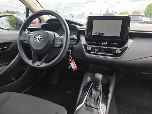 Used 2024 Toyota Corolla LE FWD image 12