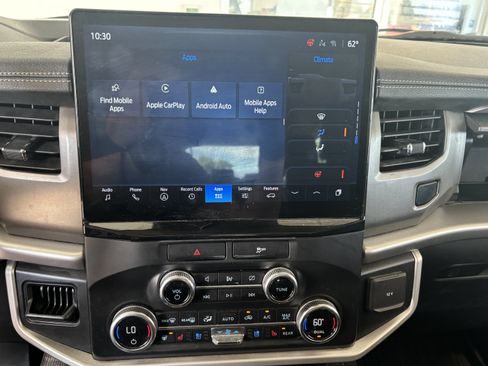 Used 2022 Ford Expedition XLT AWD/4WD image 14