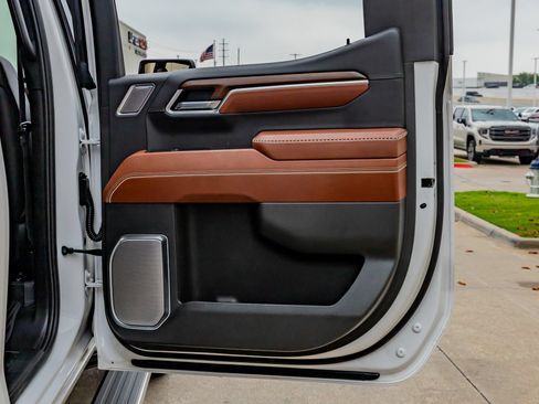 Used 2024 GMC Sierra 1500 Denali Ultimate AWD/4WD image 39