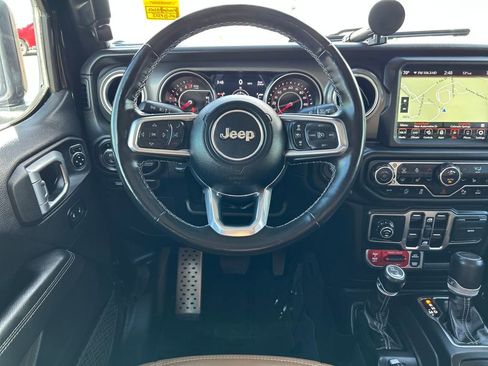 Used 2022 Jeep Gladiator Rubicon w/ LED Lighting Group image 9