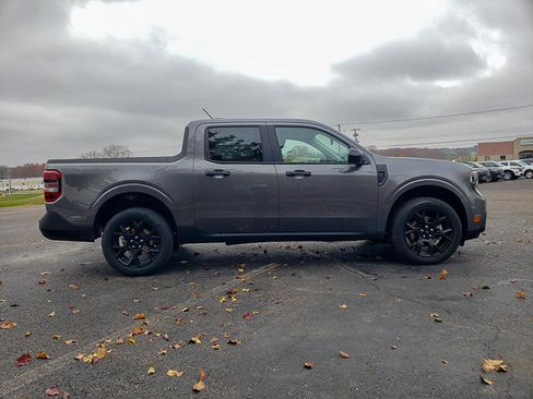 New 2025 Ford Maverick XLT w/ Black Appearance Package AWD/4WD image 4