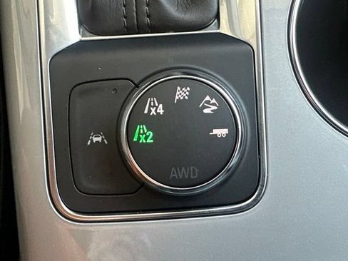 Used 2023 Chevrolet Blazer LT AWD/4WD image 35