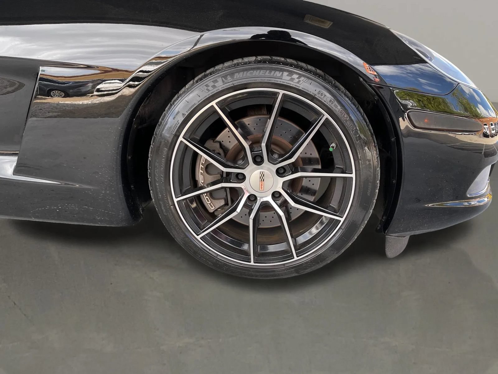 Used 2008 Chevrolet Corvette Coupe w/ Preferred Equipment Group RWD image 11