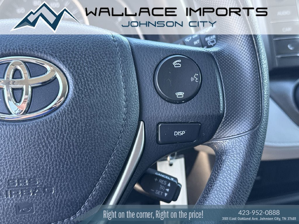 Used 2015 Toyota RAV4 LE AWD/4WD image 28