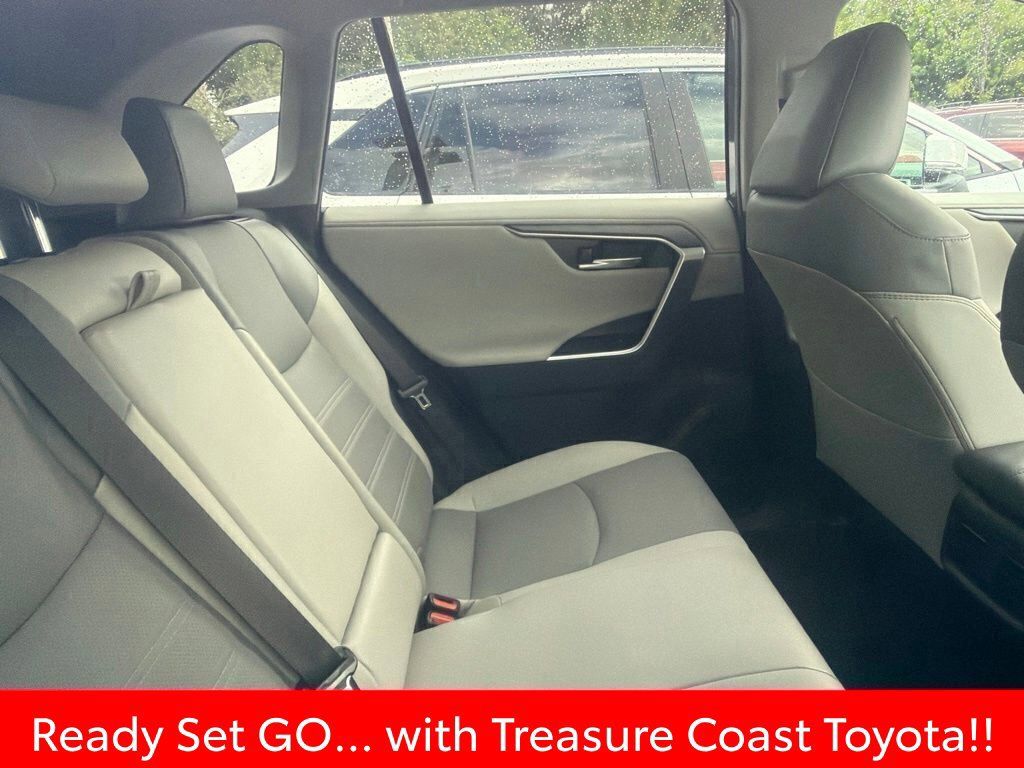 Used 2023 Toyota RAV4 Limited FWD image 17