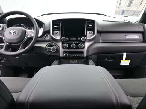 New 2026 RAM 1500 4x4 Crew Cab image 24