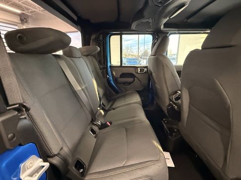 New 2026 Jeep Gladiator Sport image 14