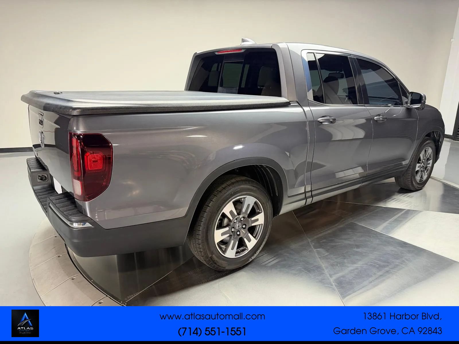 Used 2019 Honda Ridgeline RTL-T image 2
