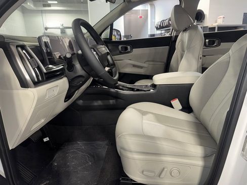 New 2026 Kia Sorento S FWD image 14