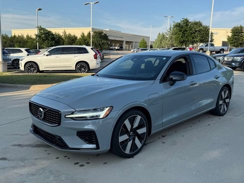 Certified 2024 Volvo S60 T8 Ultimate w/ Climate Package AWD/4WD image 1