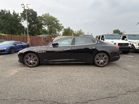 Used 2017 Maserati Quattroporte S GranSport RWD image 3