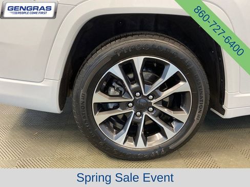 Certified 2025 Jeep Grand Cherokee L Overland w/ Advanced Protech Group III AWD/4WD image 37