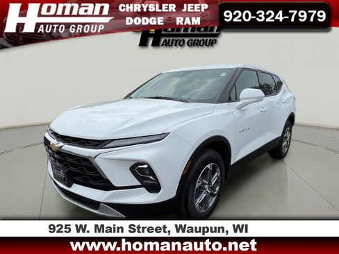 Used 2023 Chevrolet Blazer LT image 1