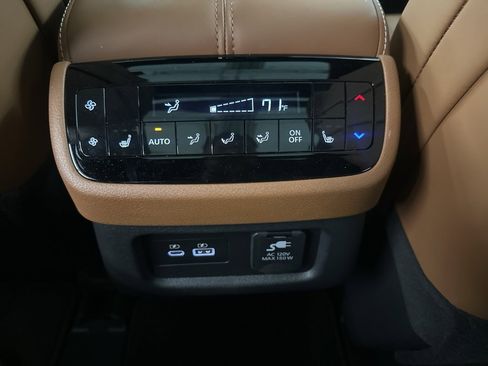 Certified 2025 INFINITI QX60 Autograph w/ Cargo Package image 26