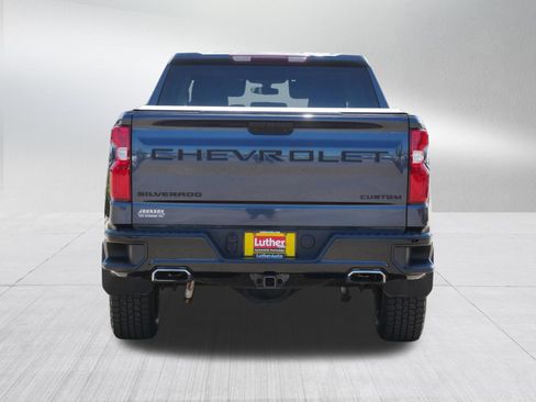 Used 2021 Chevrolet Silverado 1500 Custom Trail Boss w/ LPO, Dark Essentials Package AWD/4WD image 6