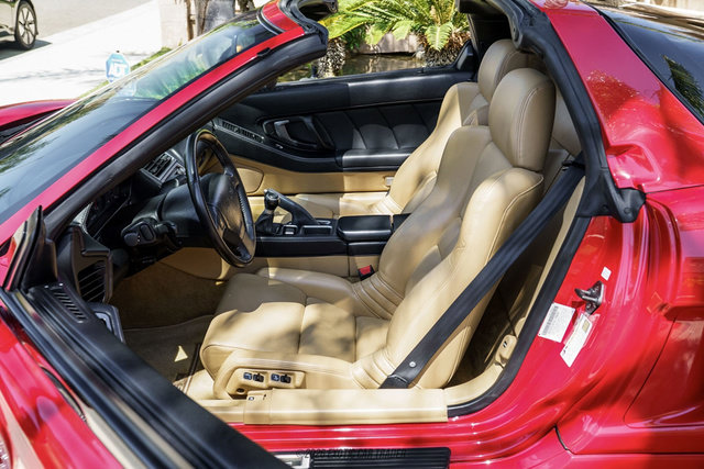 Used 2004 Acura NSX T RWD image 38