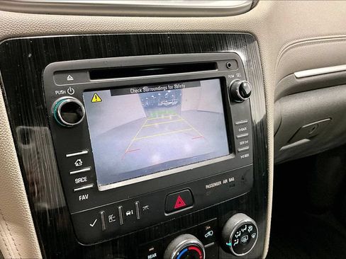 Used 2016 Chevrolet Traverse LT FWD image 27