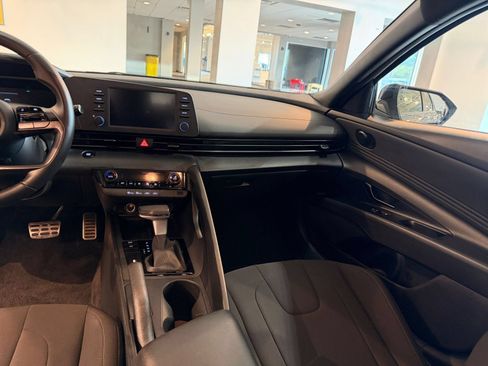 Used 2026 Hyundai Elantra Sport FWD image 29