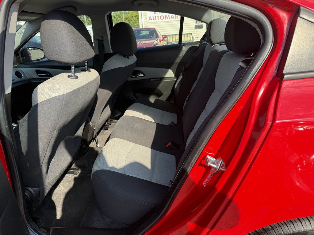Used 2016 Chevrolet Cruze LS FWD image 19