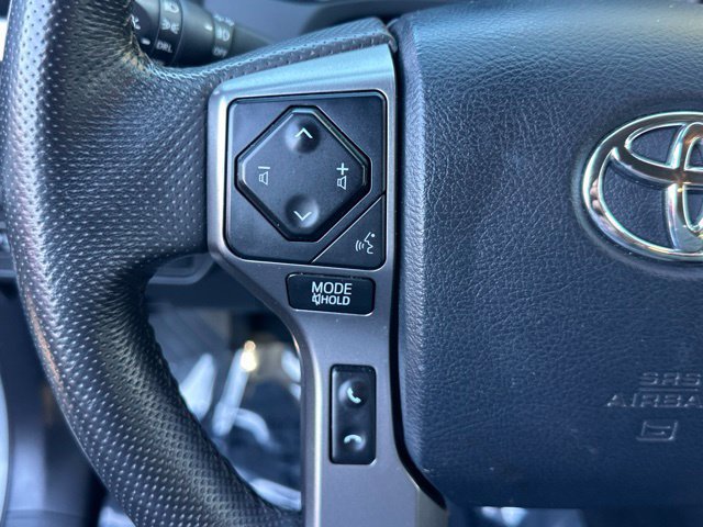 Used 2020 Toyota Tacoma SR5 w/ Technology Package AWD/4WD image 9
