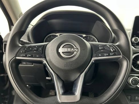 Used 2024 Nissan Sentra SV FWD image 7