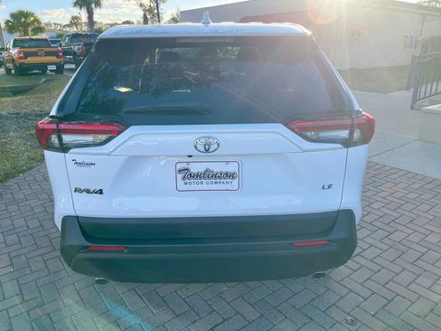 Used 2023 Toyota RAV4 LE image 4